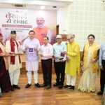 मुख्यमंत्री धामी ने कैबिनेट मंत्री स्व. हीरा सिंह बिष्ट के पार्थिव शरीर पर पुष्पचक्र अर्पित कर उन्हें श्रद्धांजलि दी