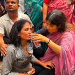 पेपर लीक मामले में संसद से जंतर-मंतर तक मार्च,पुलिस ने डिंपल यादव को लिया हिरासत में
