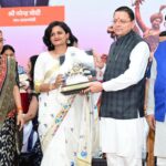 मुख्यमंत्री ने तीलू रौतेली एवं आंगनबाड़ी कार्यकत्री पुरस्कार से मातृशक्ति को किया सम्मानित