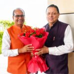मुख्यमंत्री श्री पुष्कर सिंह धामी ने श्री शिवराज सिंह चौहान के देवभूमि उत्तराखण्ड आगमन पर उनका स्वागत किया